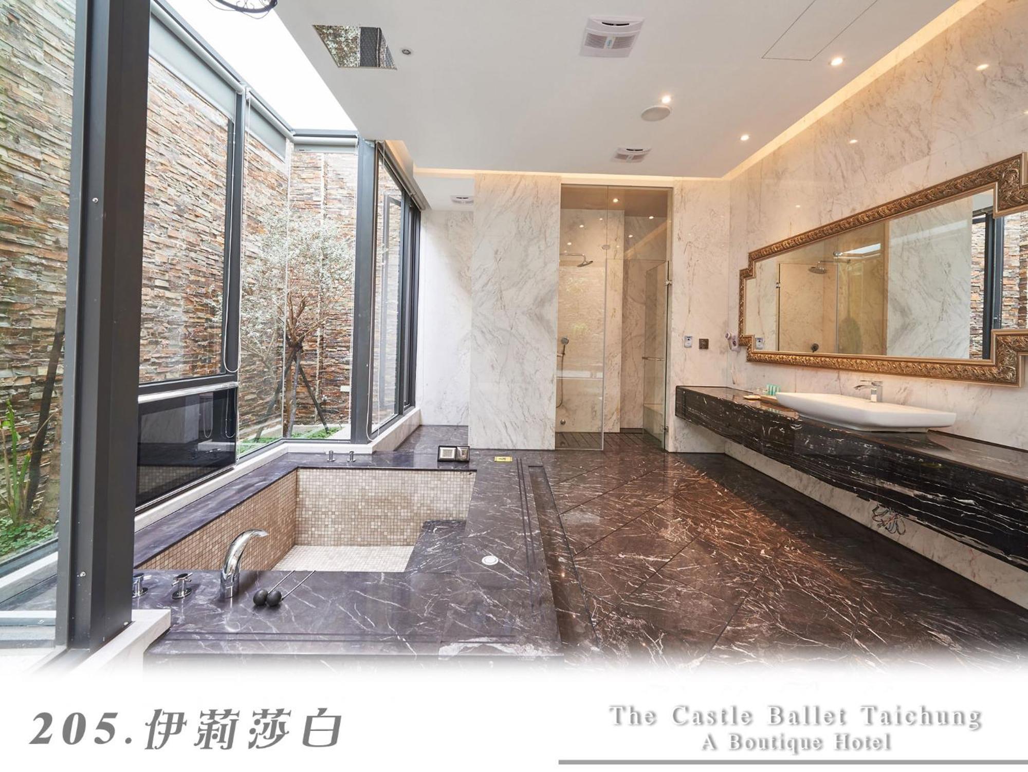 The Castle Ballet Taichung A Boutique Hotel Екстериор снимка