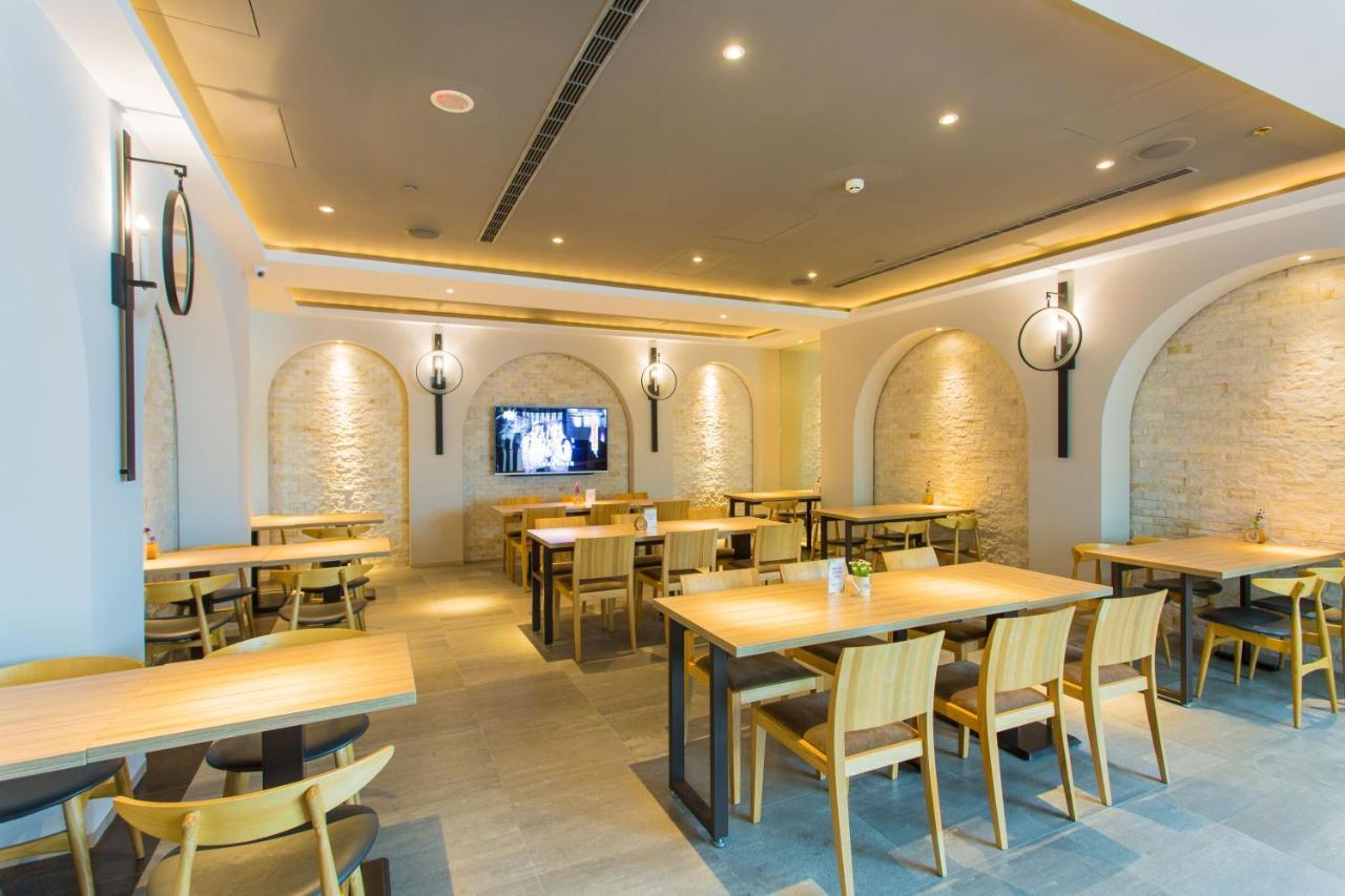 The Castle Ballet Taichung A Boutique Hotel Екстериор снимка